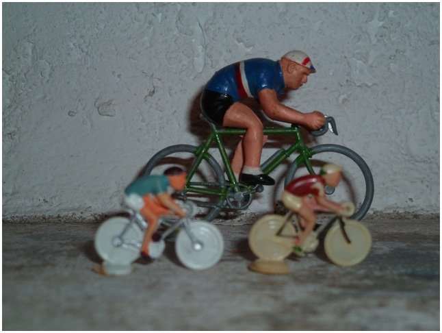 Collect-privee-alain-rivolla-cycliste_154