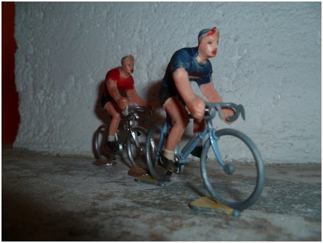 Collect-privee-alain-rivolla-cycliste_158