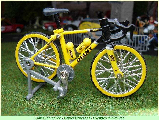 collect-privee-daniel-ballerand-cyclistes_025